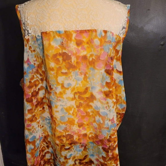 Knotted multicolored top ♡ - Picture 3 of 6